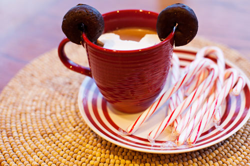 https://www.getawaytoday.com/content/blog/images/Mickey%20Mouse%20Hot%20Chocolate/MickeyEars.jpg